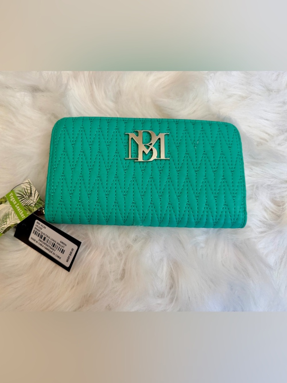 Badgley Mischka Quilted Zip Wallet in Teal